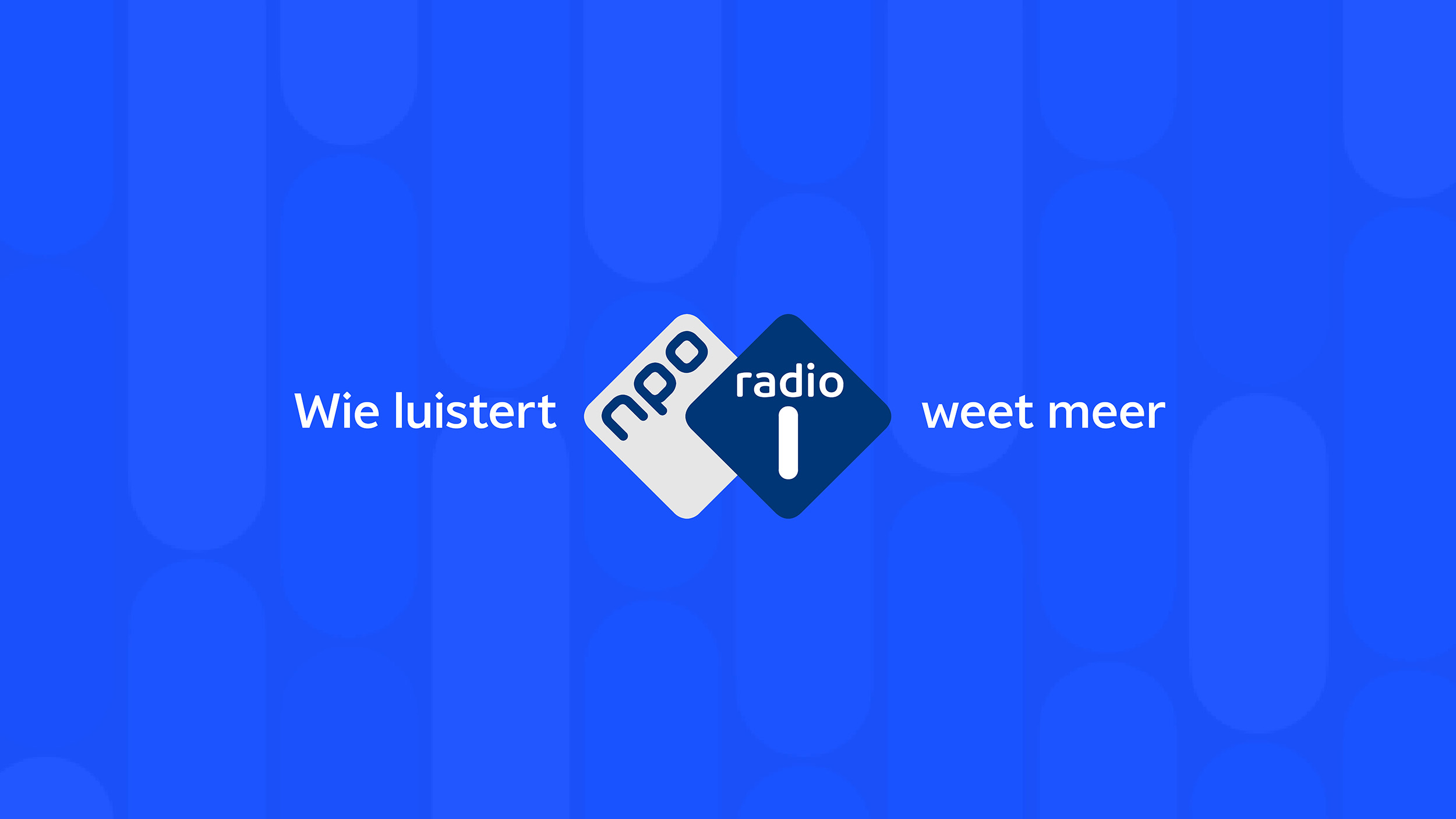 Blue screen showing a white text NPO logo in the middle reading wie luistert, weet meer